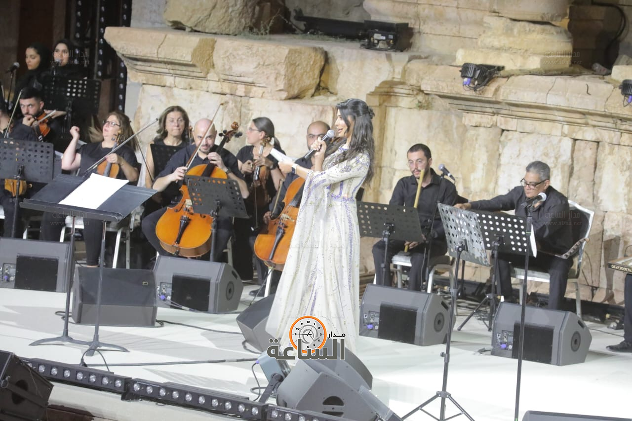 Madar Al-Saa Images 0.5775946259969872