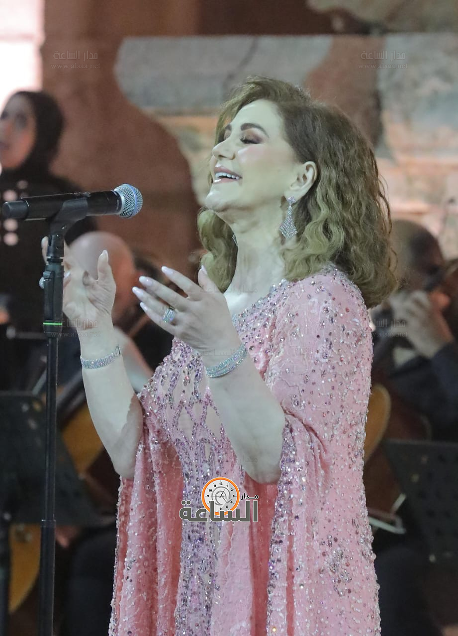 Madar Al-Saa Images 0.7162281080063184