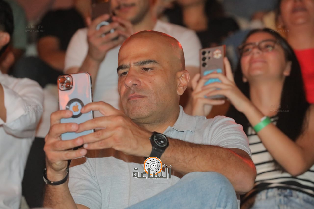 Madar Al-Saa Images 0.7799824948104989