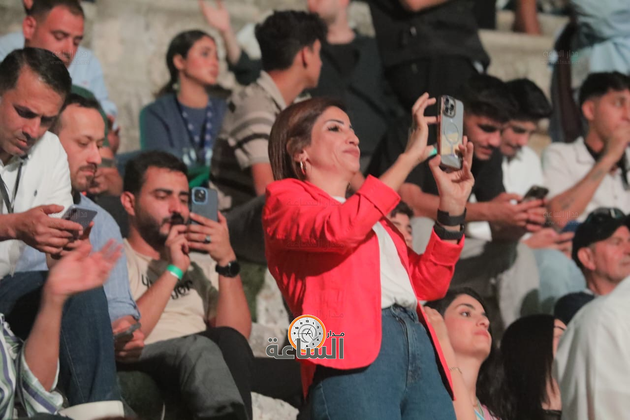 Madar Al-Saa Images 0.5373516670320795