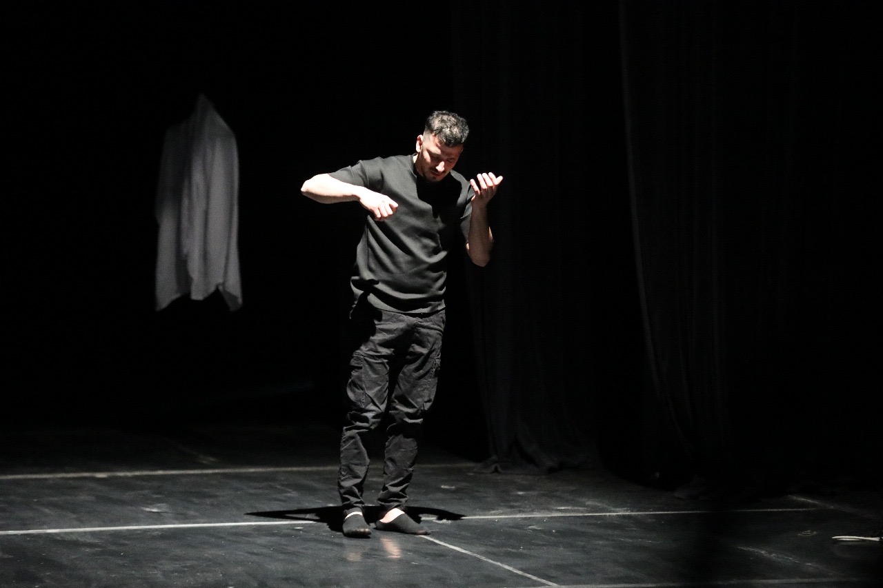 Madar Al-Saa Images 0.6642310227298083