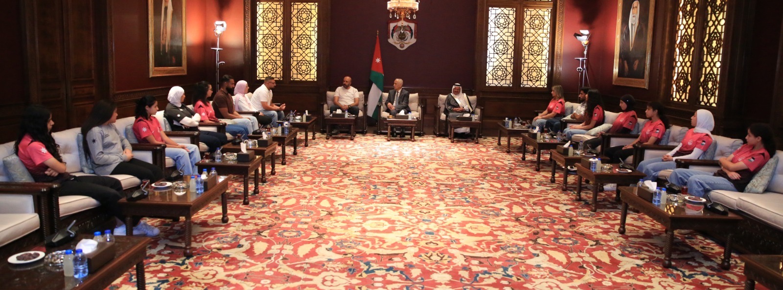 Madar Al-Saa Images 0.6923983939594482