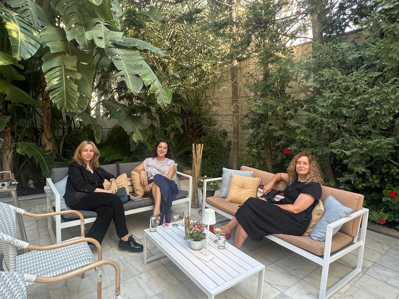 Madar Al-Saa Images 0.5850098309925876