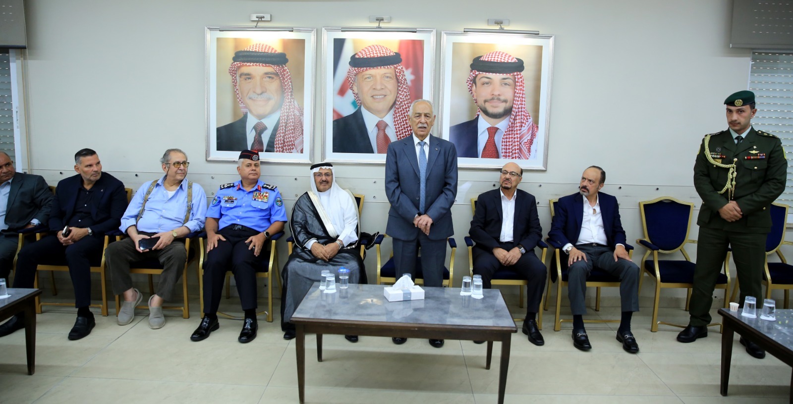 Madar Al-Saa Images 0.966431036493647