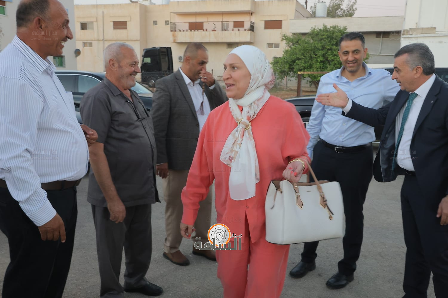 Madar Al-Saa Images 0.8952569910318599