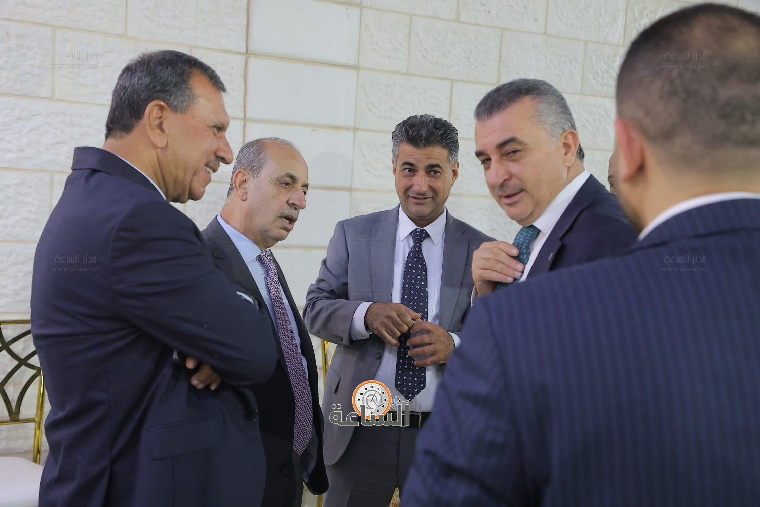 Madar Al-Saa Images 0.5796958875401569