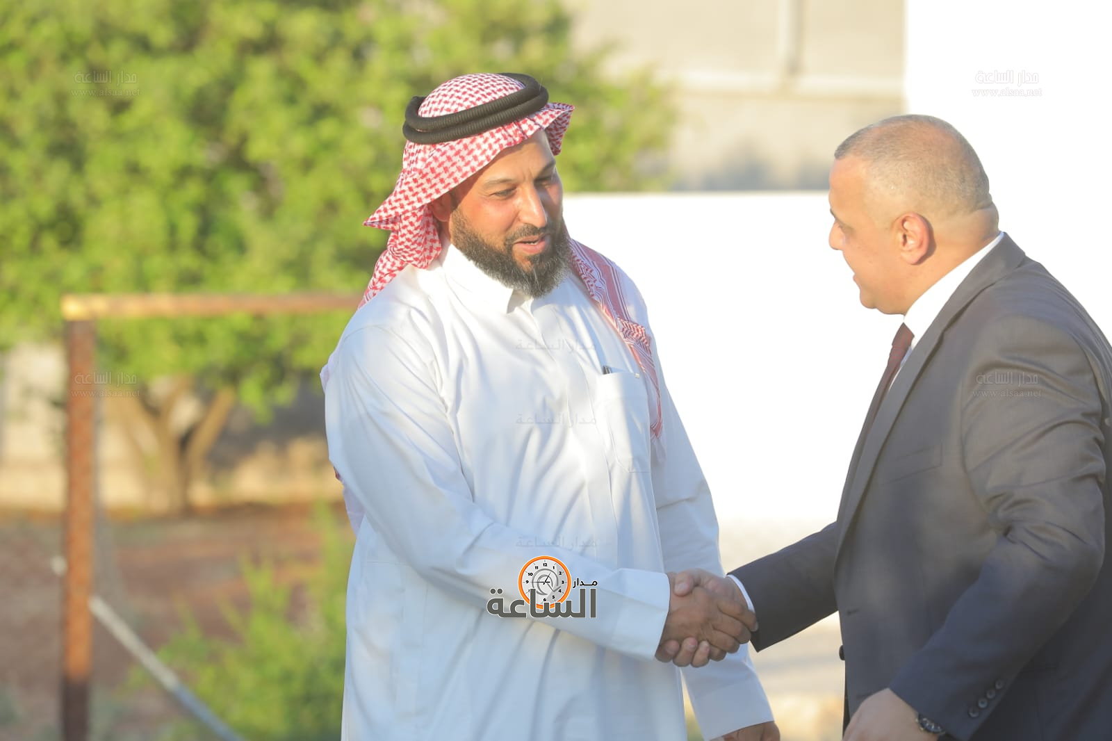 Madar Al-Saa Images 0.1369532675491889