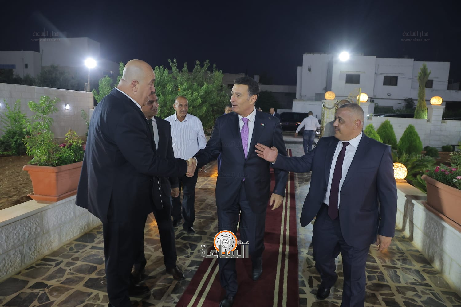 Madar Al-Saa Images 0.6057558426157834