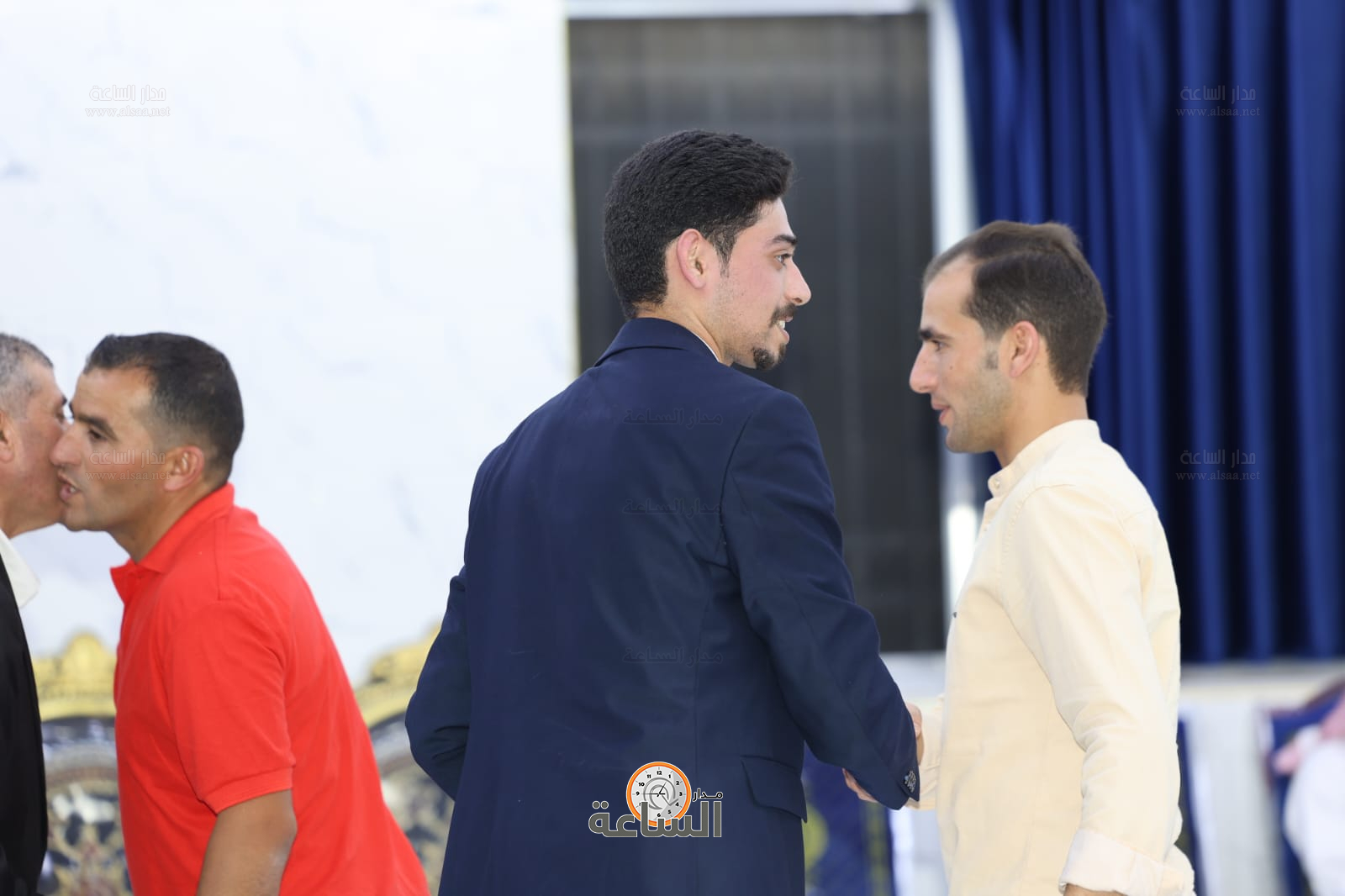 Madar Al-Saa Images 0.5801806917284209