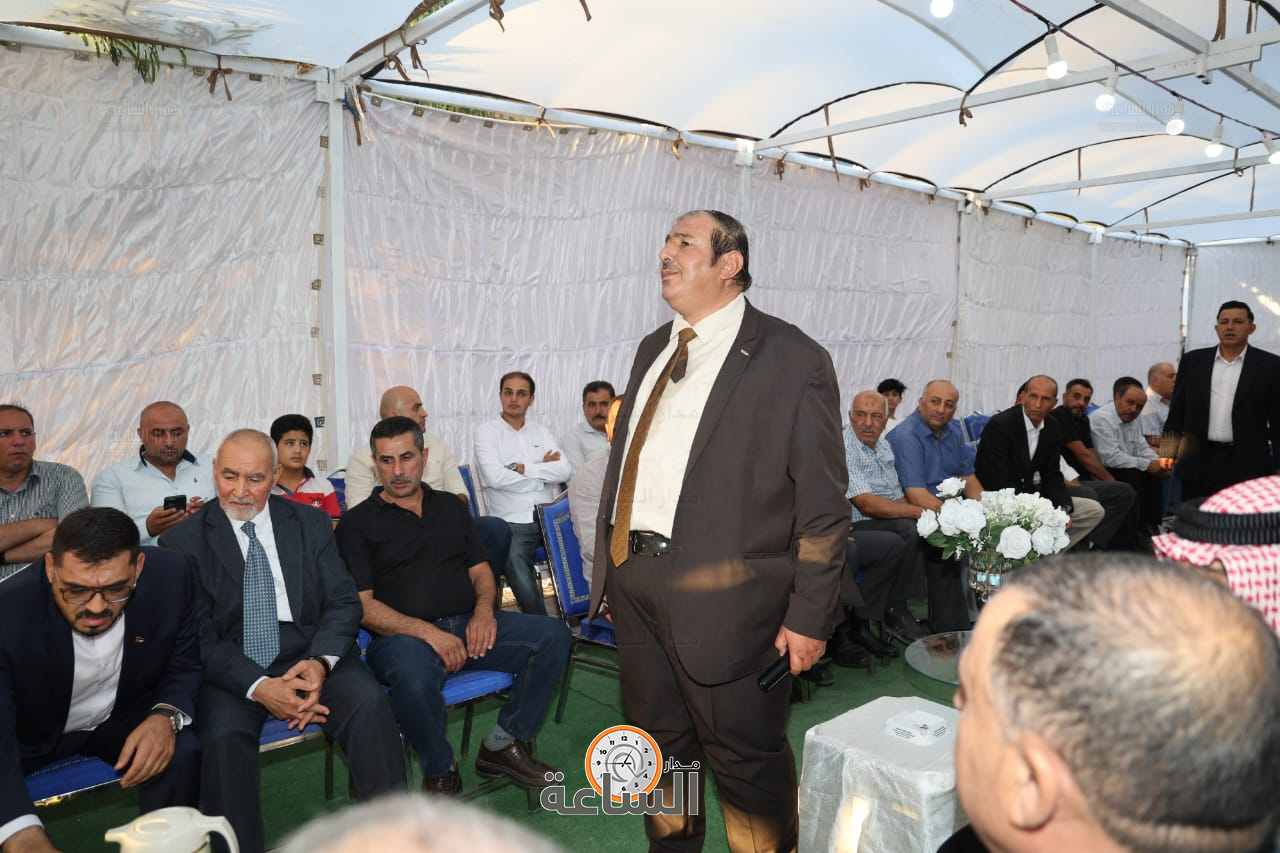 Madar Al-Saa Images 0.7375734703079834