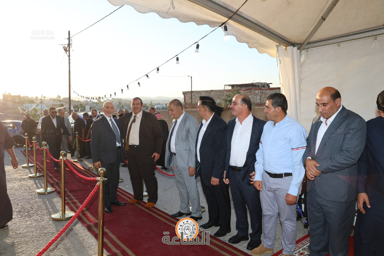 Madar Al-Saa Images 0.5185490372341552