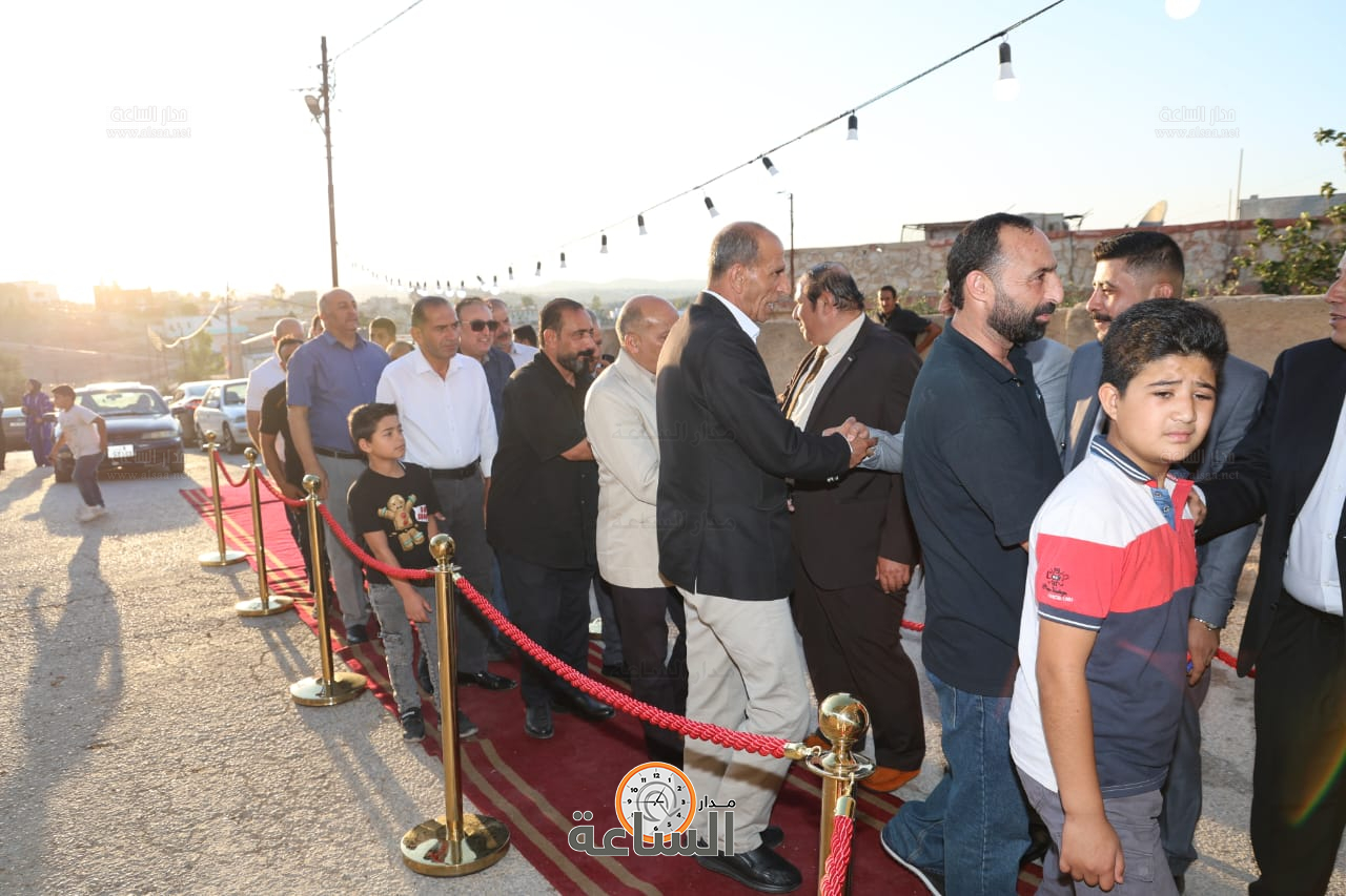 Madar Al-Saa Images 0.3829300431214059