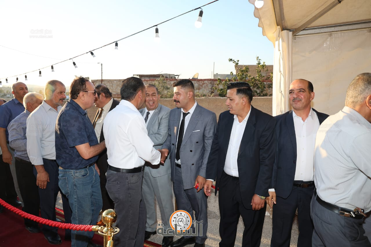 Madar Al-Saa Images 0.1644484399628625