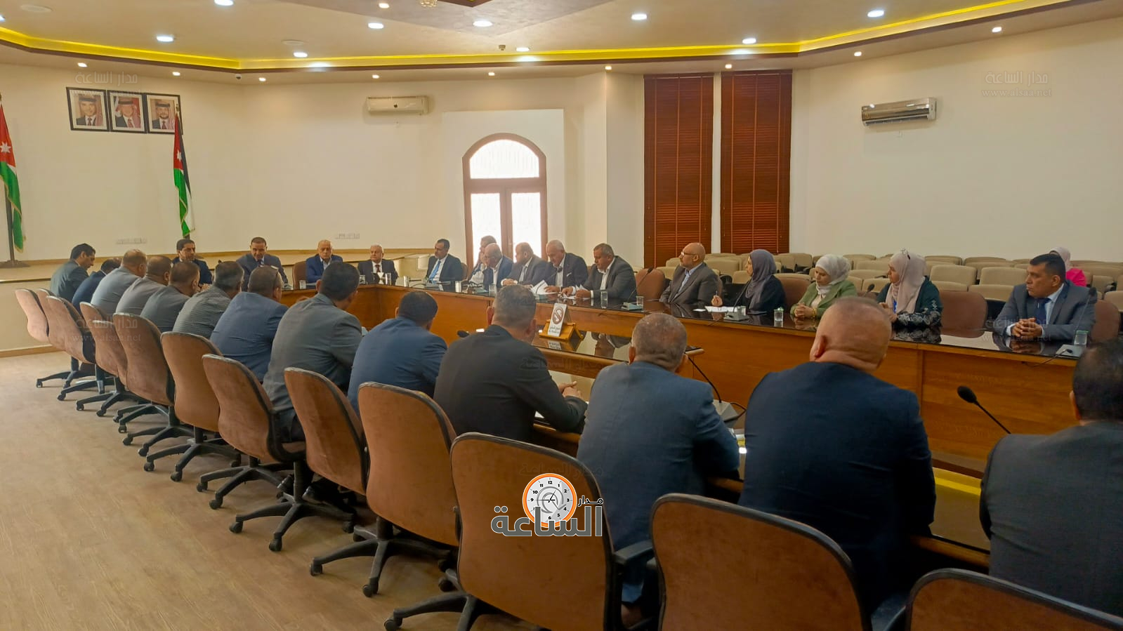 Madar Al-Saa Images 0.8966869914297834