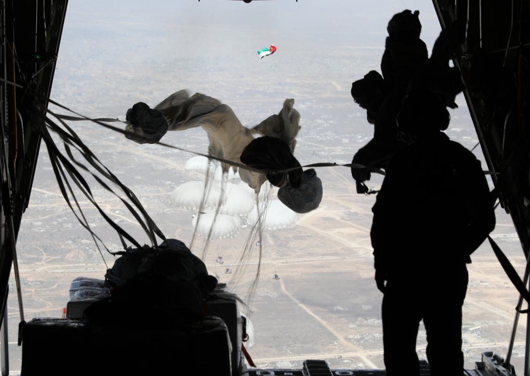 Madar Al-Saa Images 0.17086683136143288