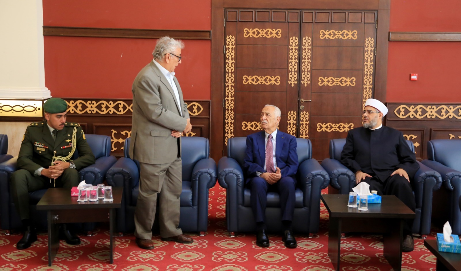 Madar Al-Saa Images 0.7554663227533182