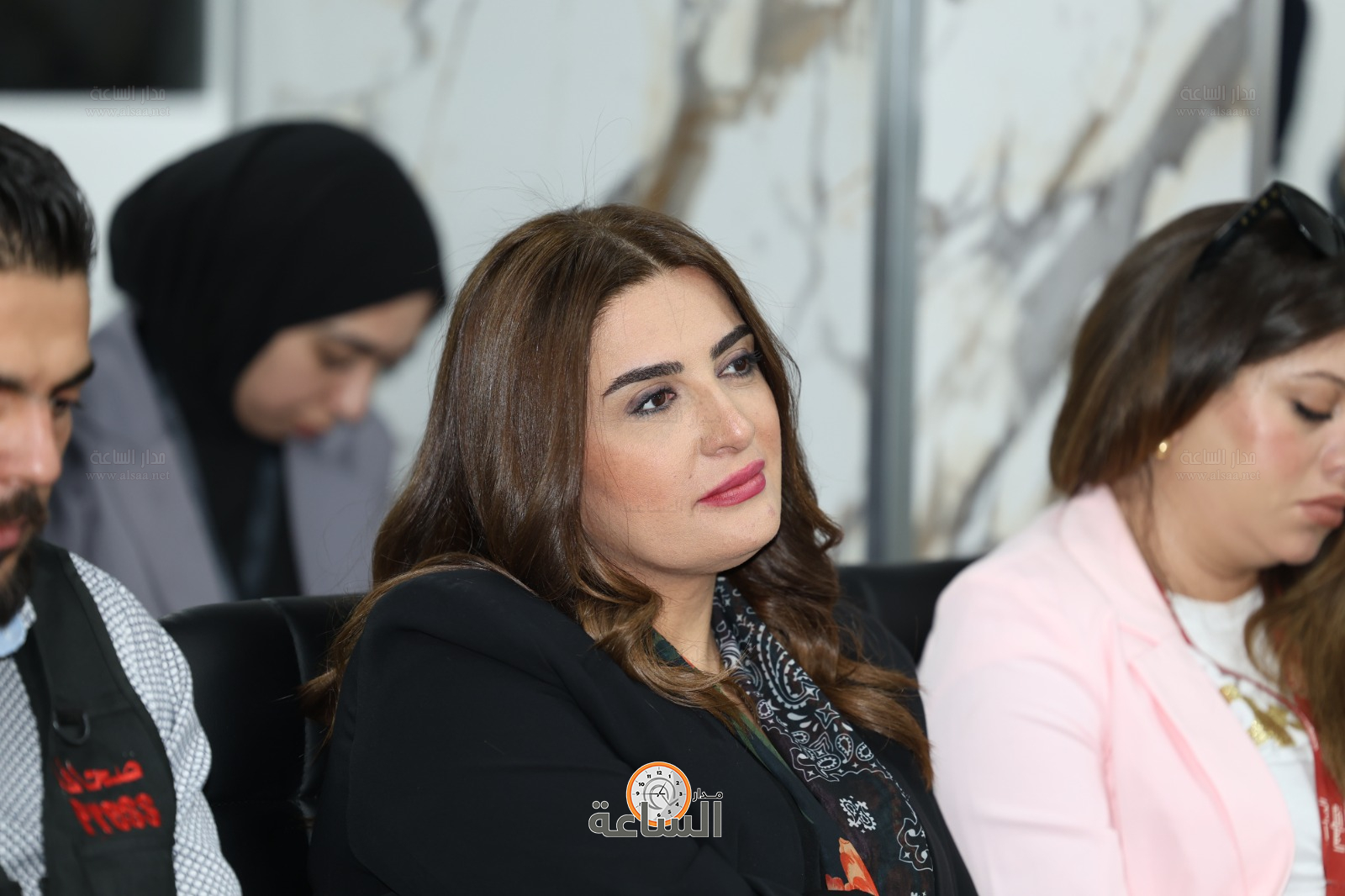 Madar Al-Saa Images 0.46368725509529374