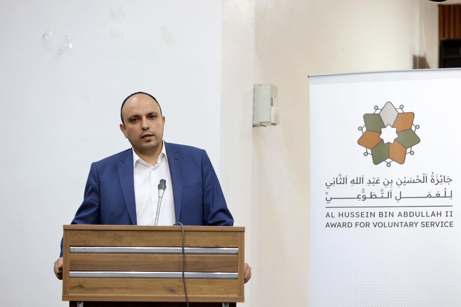 Madar Al-Saa Images 0.5614433074550407