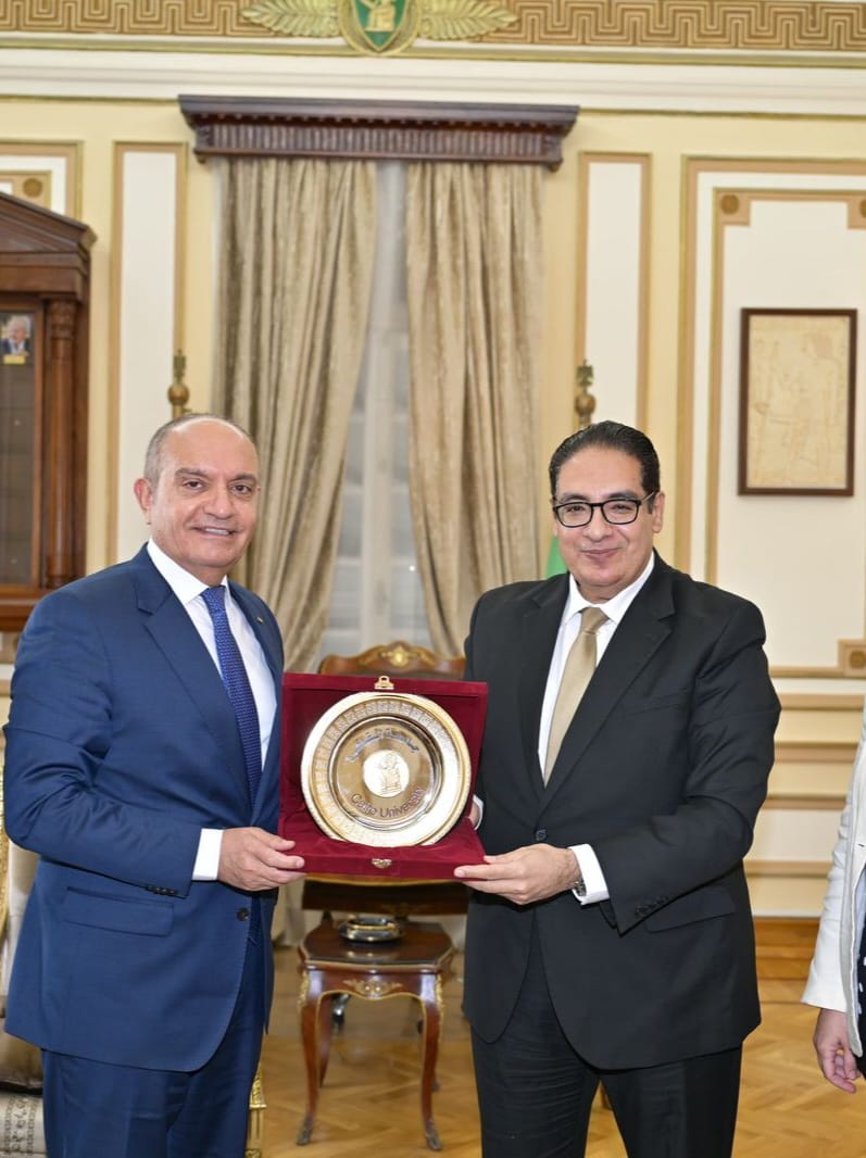 Madar Al-Saa Images 0.617668796487878