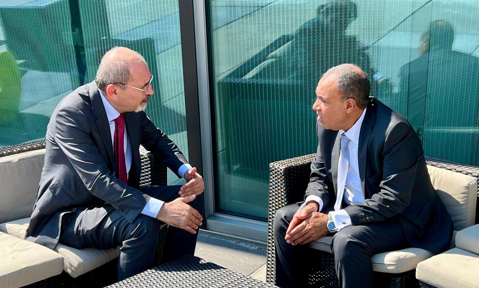 Madar Al-Saa Images 0.8405487022848871