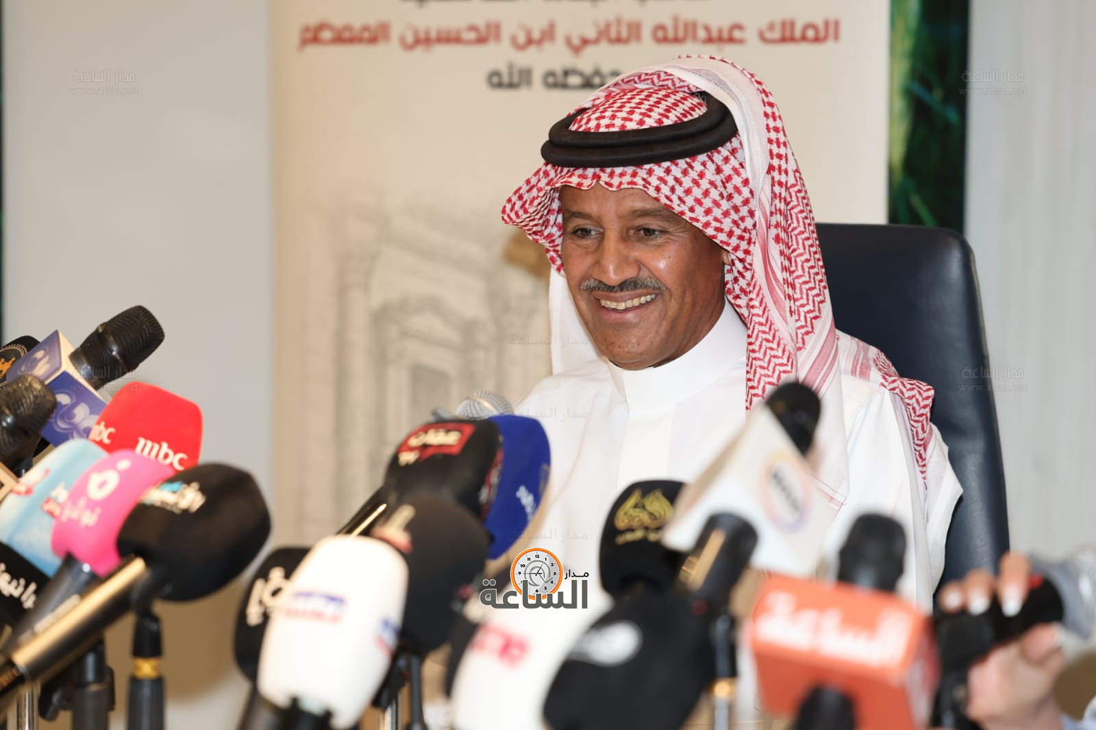 Madar Al-Saa Images 0.6983971456242918