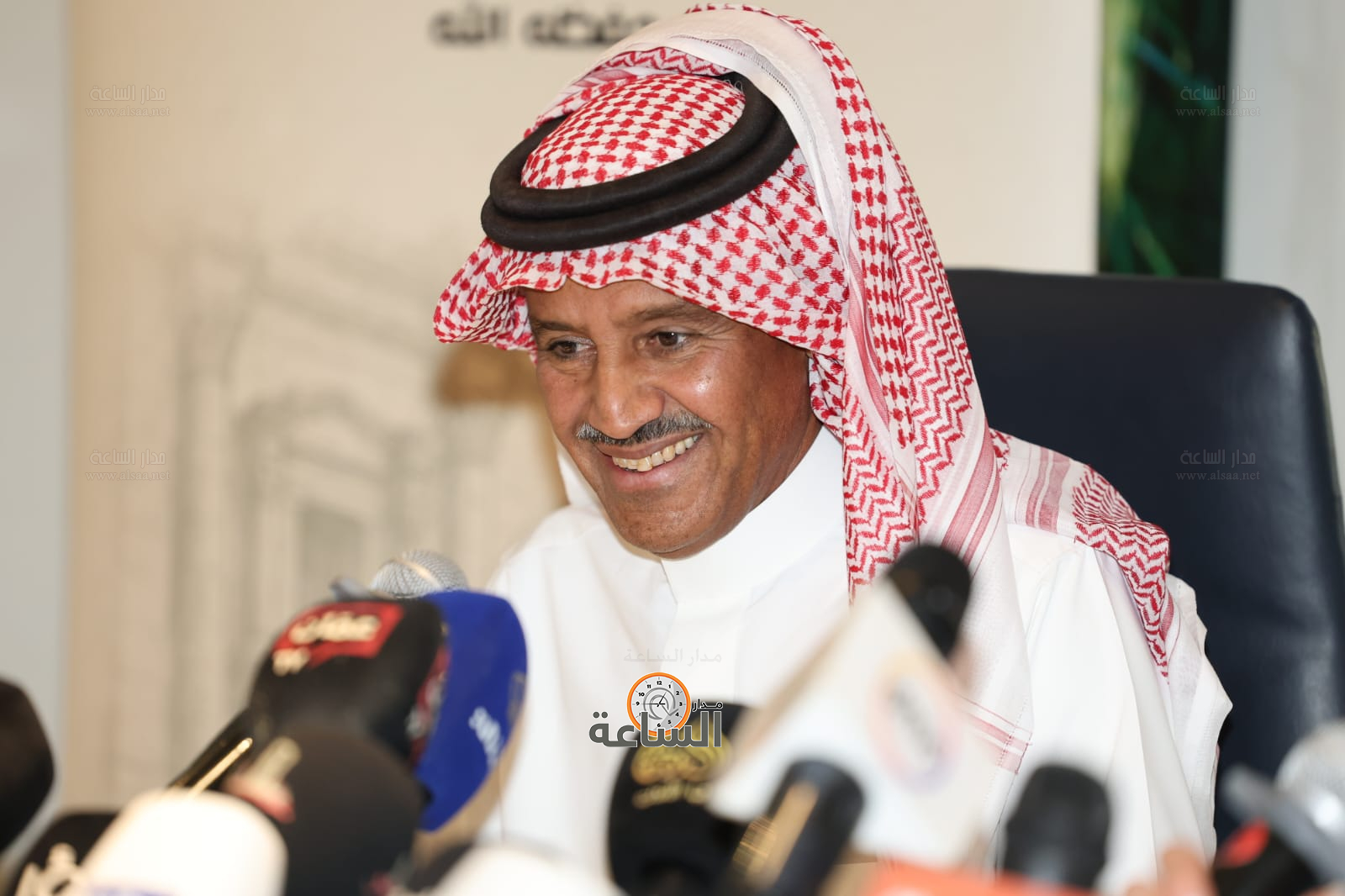 Madar Al-Saa Images 0.24825232609210557