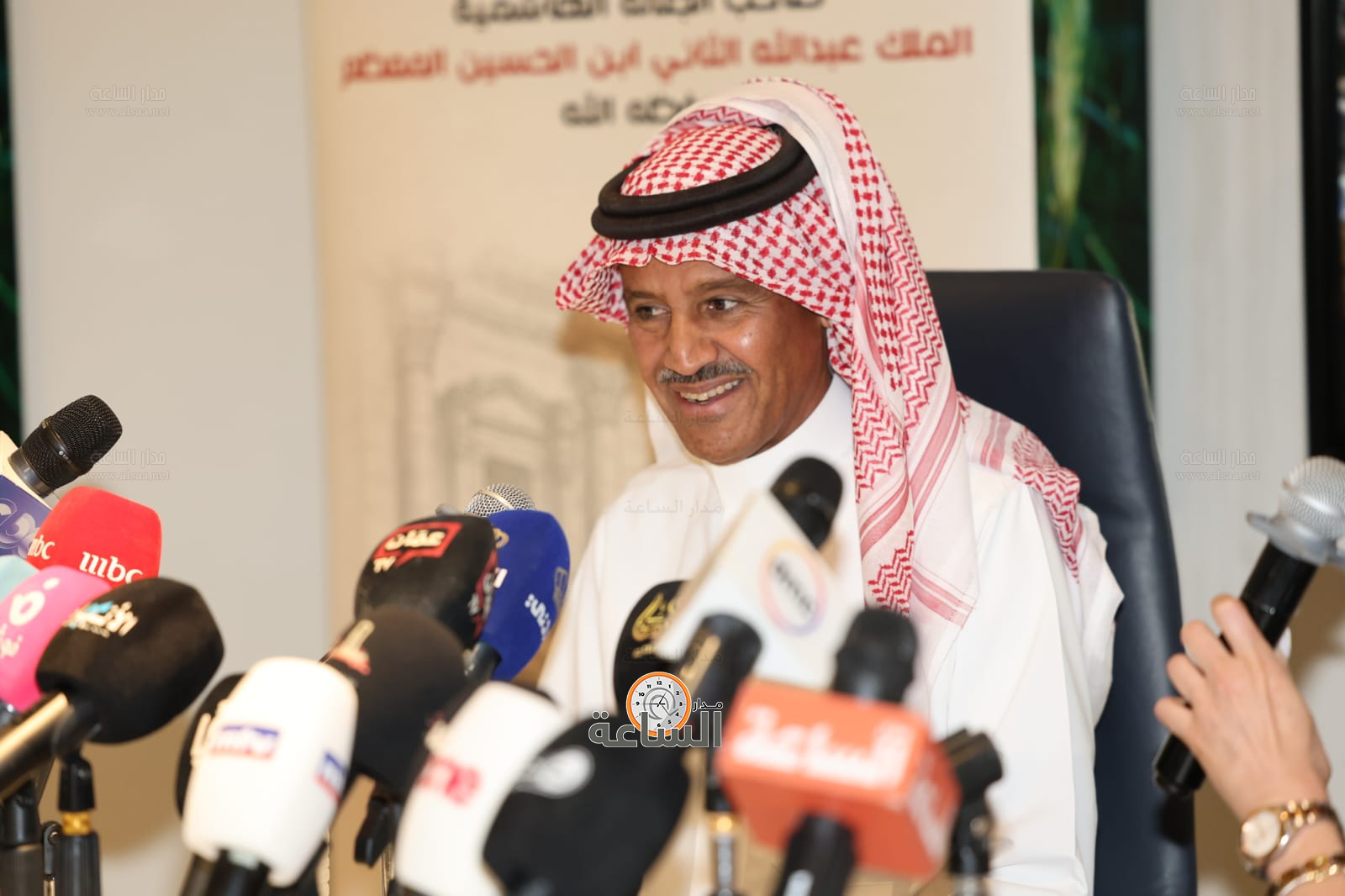 Madar Al-Saa Images 0.1557536283951253