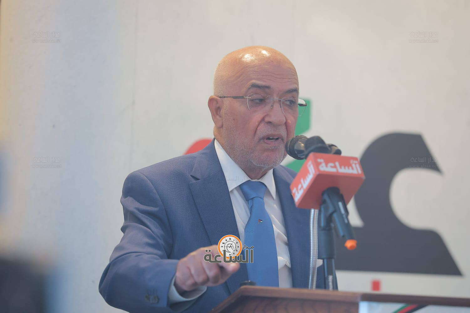 Madar Al-Saa Images 0.4556812731440262