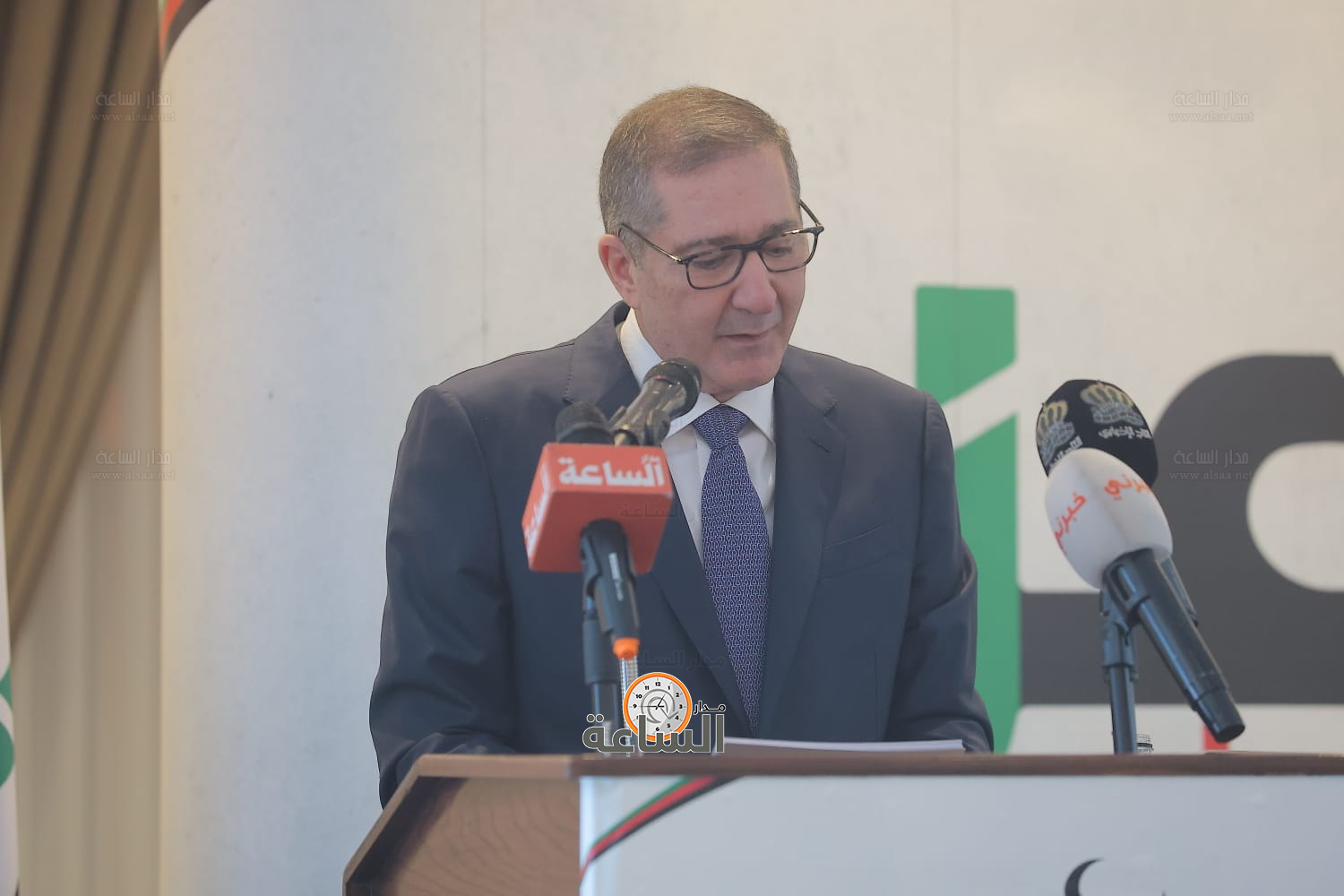 Madar Al-Saa Images 0.4435052139896216