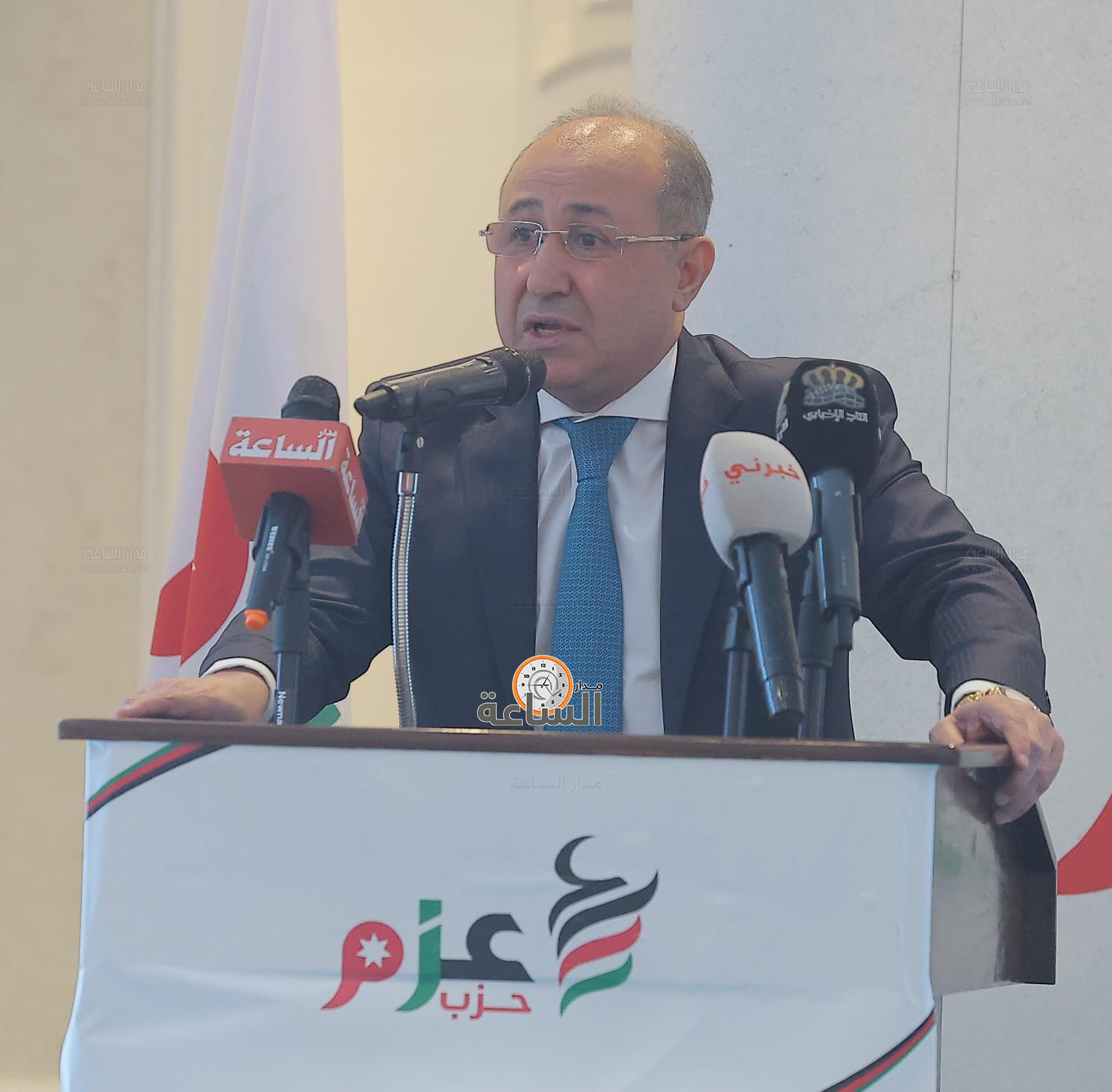 Madar Al-Saa Images 0.7826068044236355