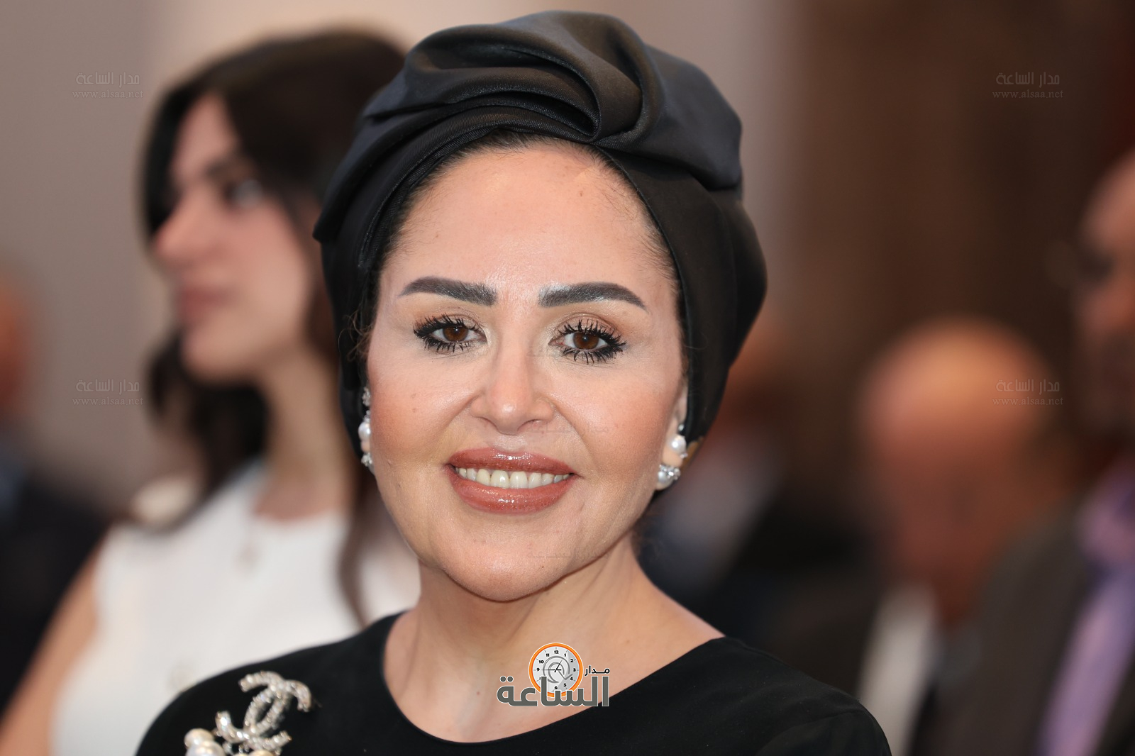 Madar Al-Saa Images 0.7324917641042432