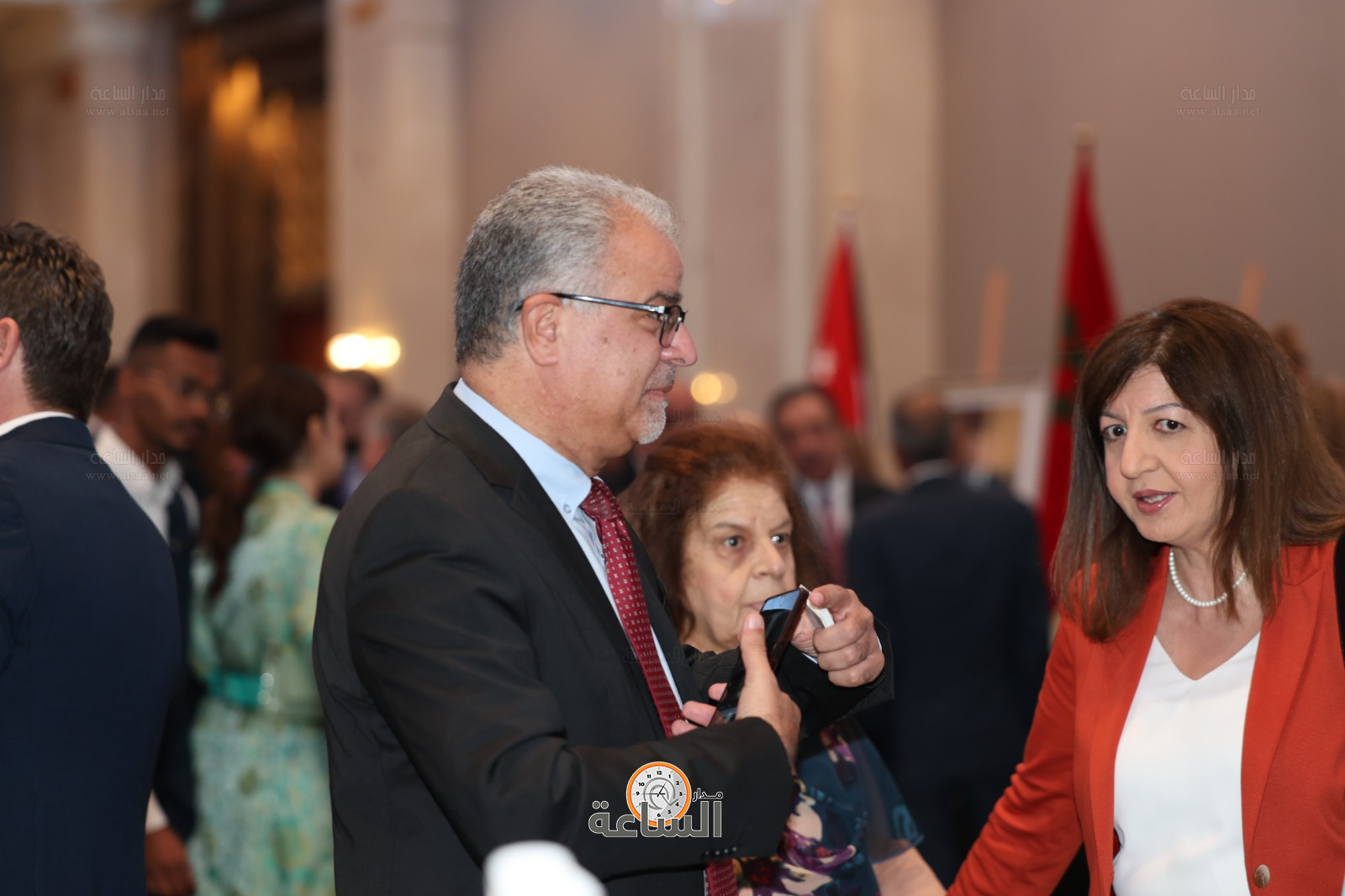 Madar Al-Saa Images 0.6398638785064136