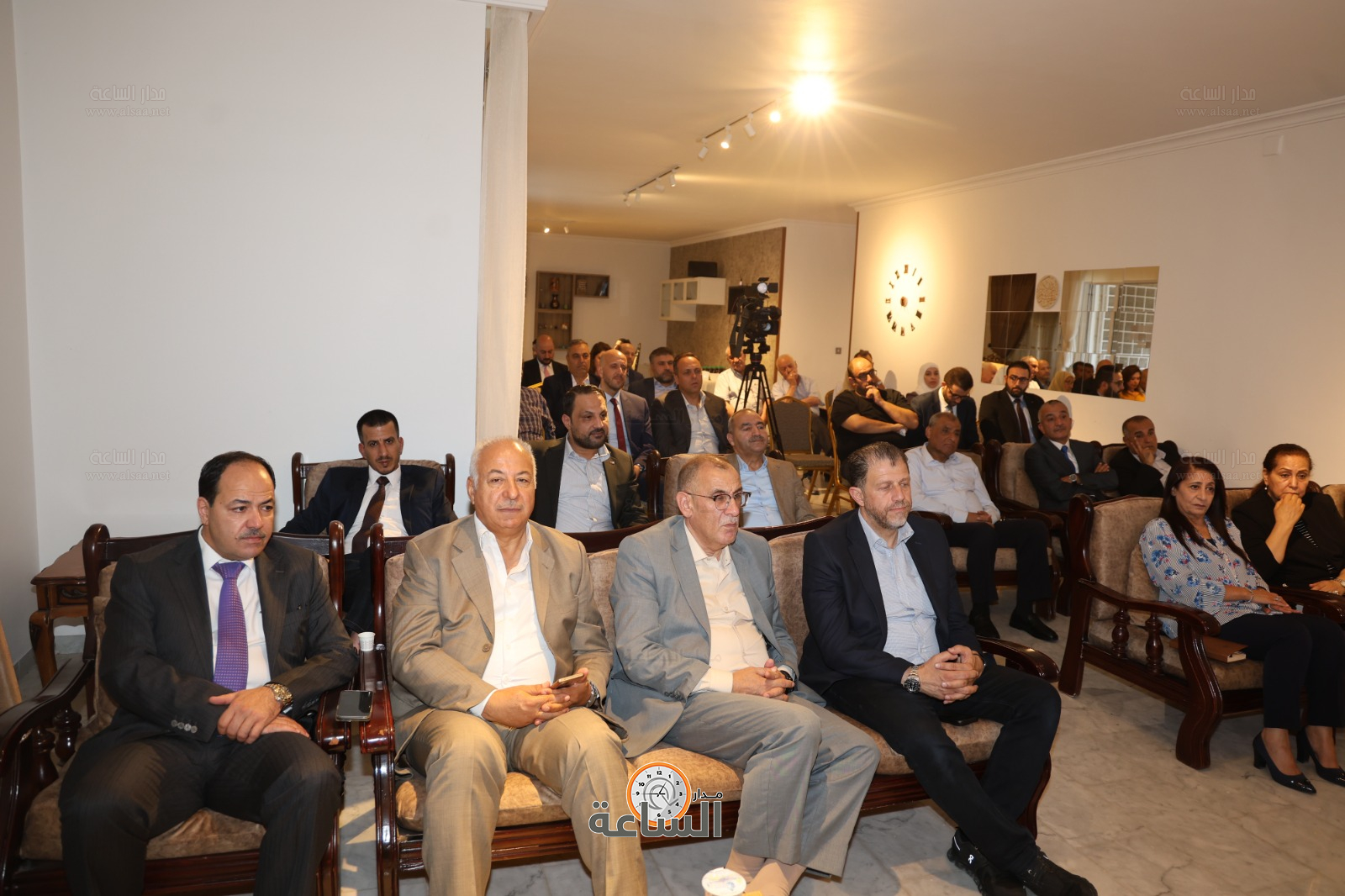 Madar Al-Saa Images 0.7735956644200775