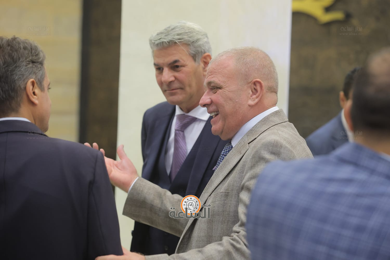 Madar Al-Saa Images 0.8137428676454093