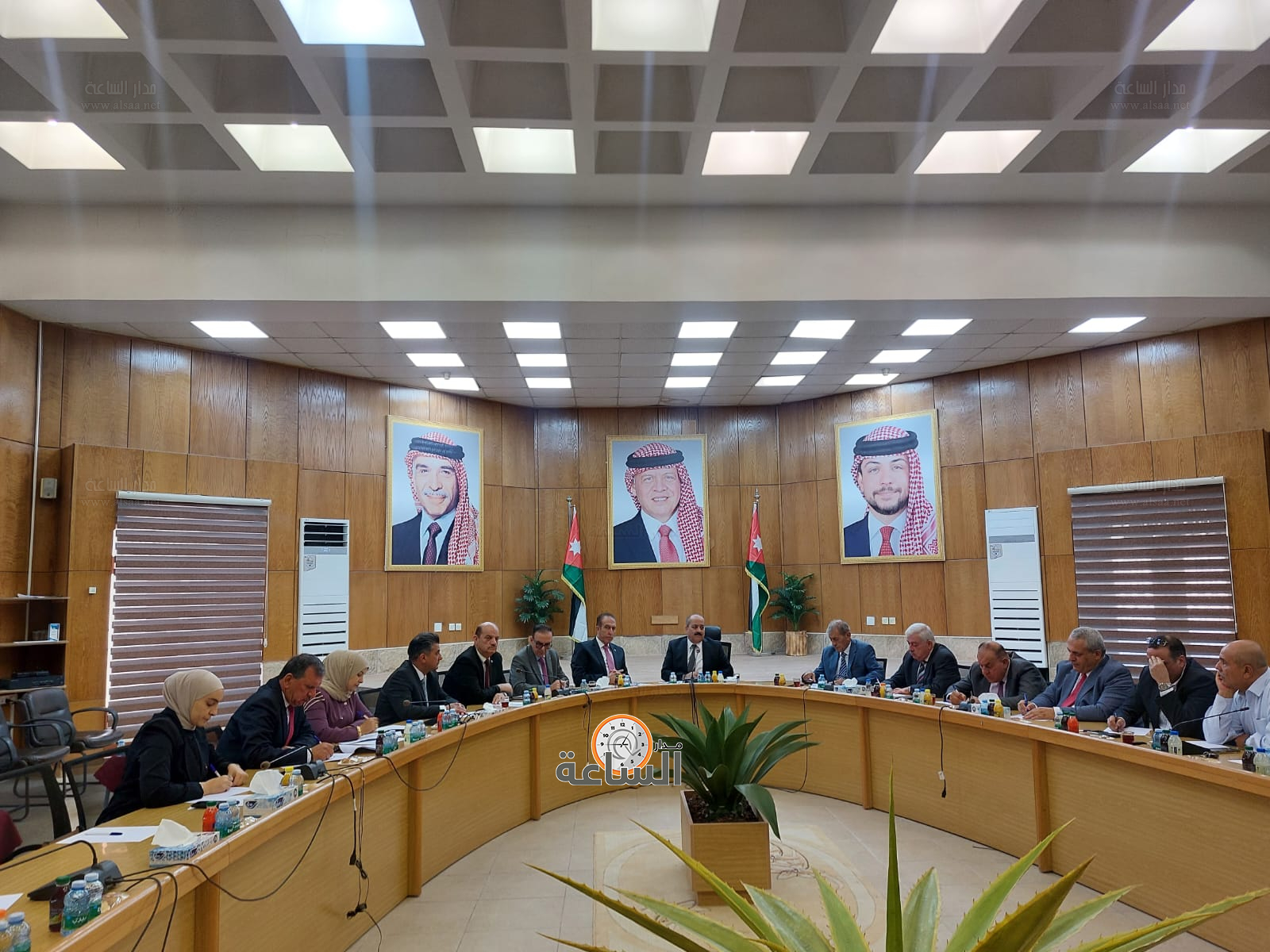 Madar Al-Saa Images 0.3185419677278829