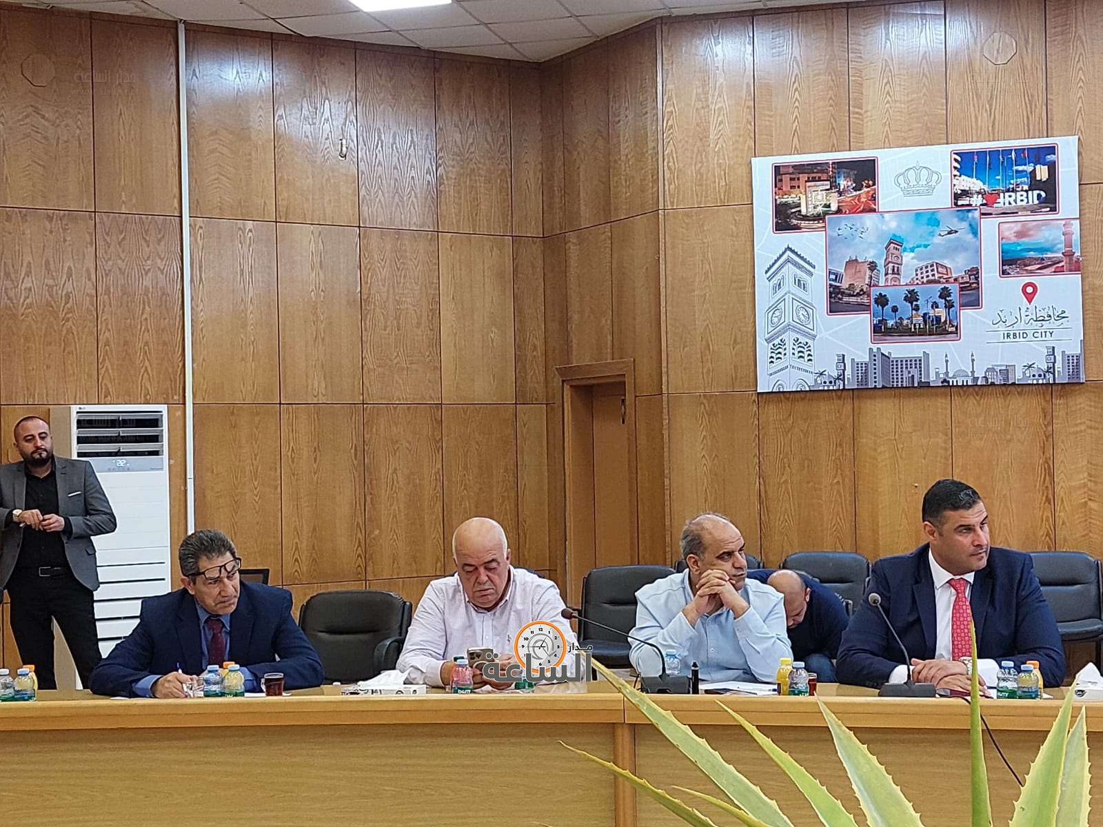 Madar Al-Saa Images 0.9844000236494252