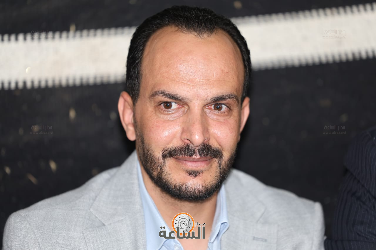 Madar Al-Saa Images 0.2498026520023705