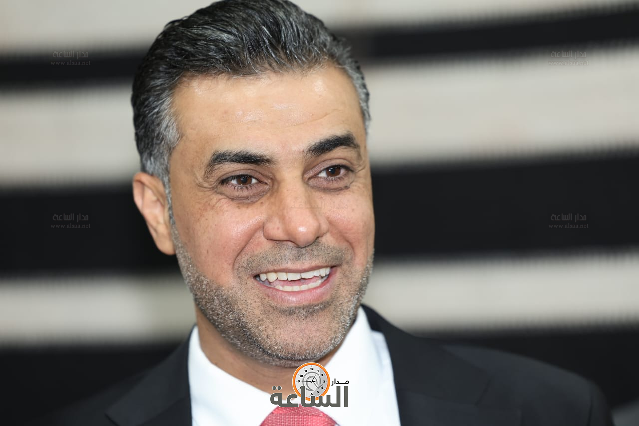 Madar Al-Saa Images 0.5106079772123214