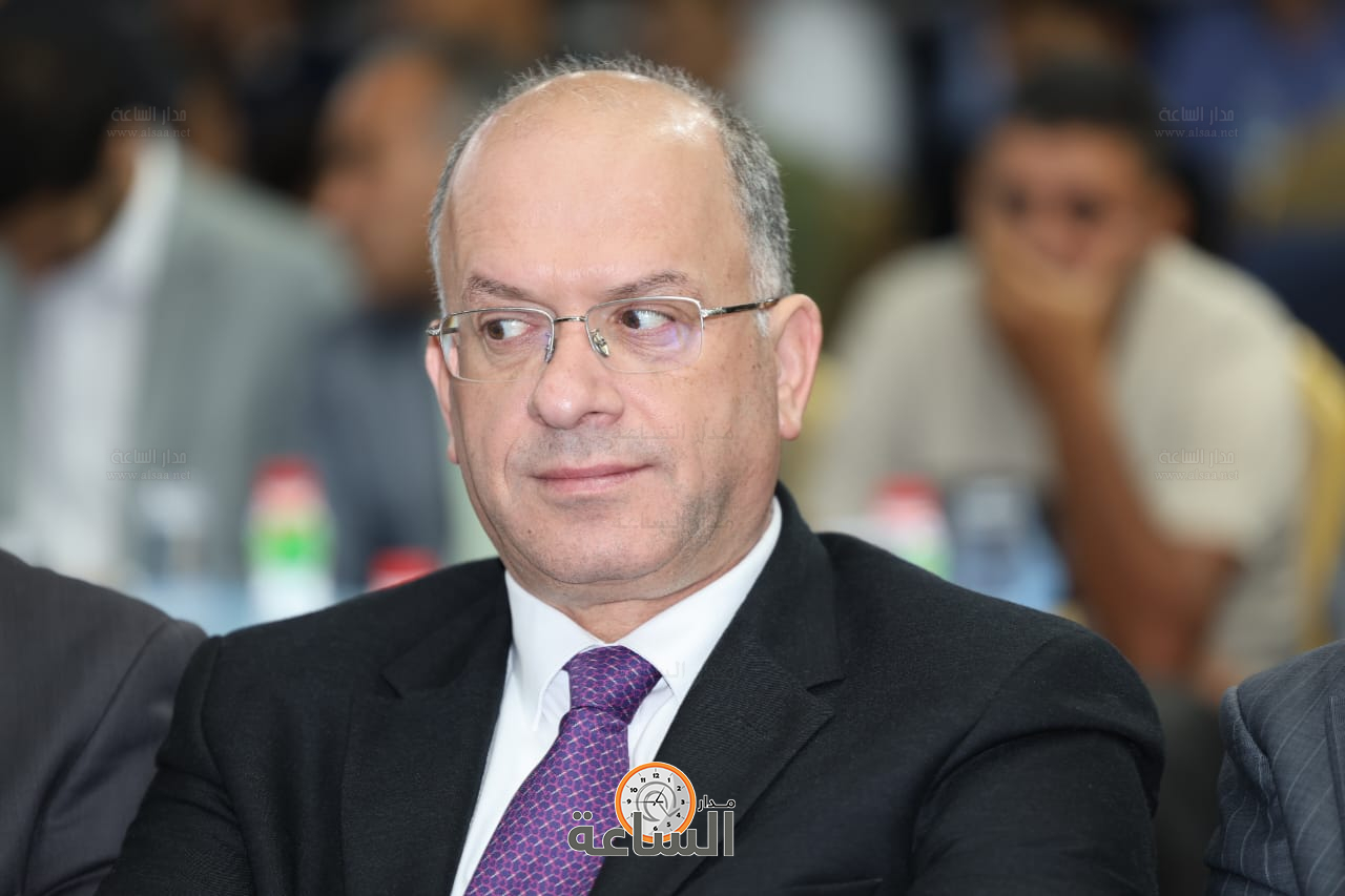 Madar Al-Saa Images 0.44601224172533416