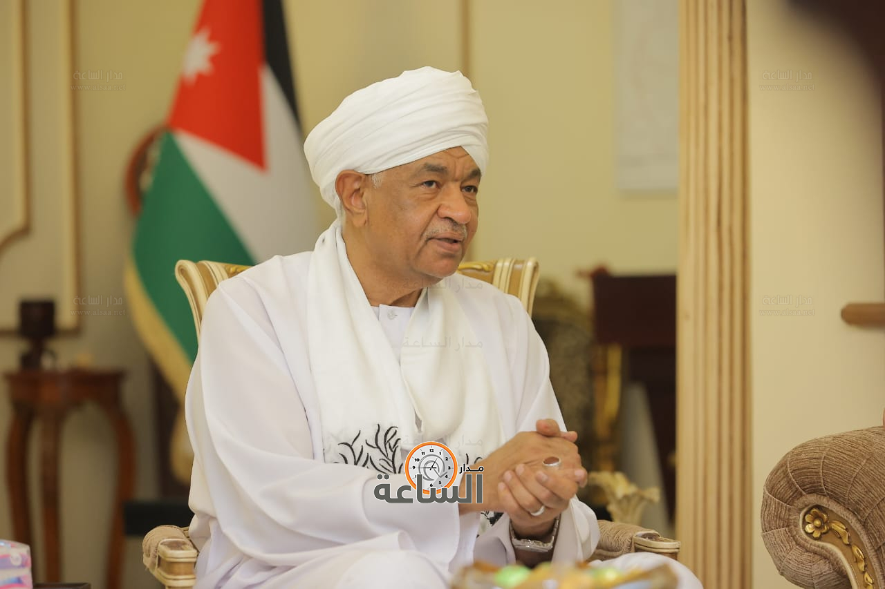 Madar Al-Saa Images 0.5416536209991729