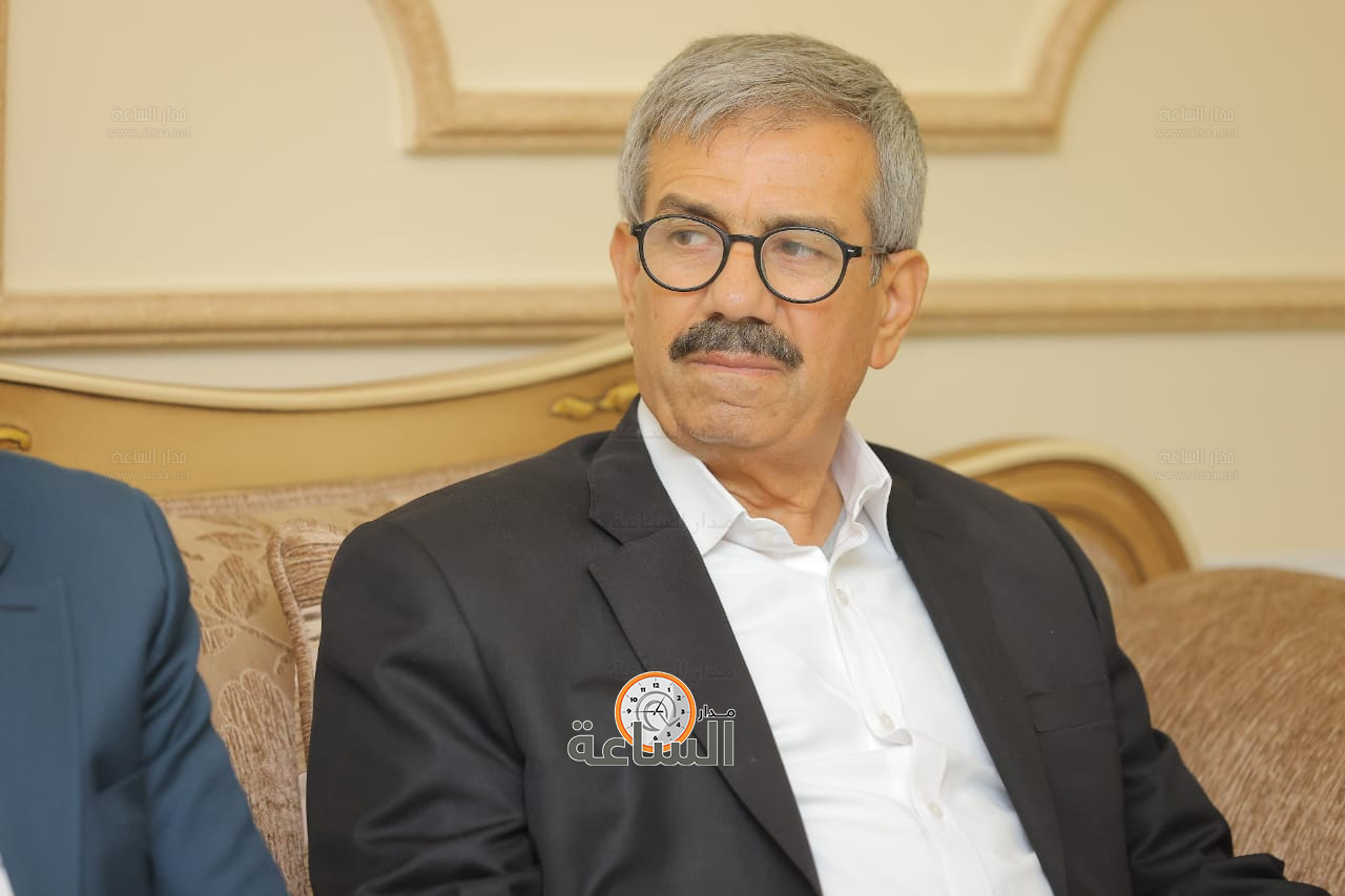 Madar Al-Saa Images 0.378687762520151