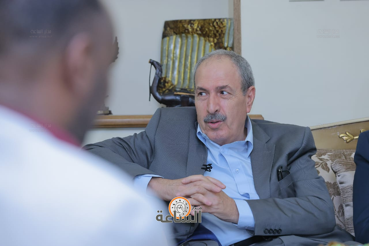 Madar Al-Saa Images 0.2726052034101274