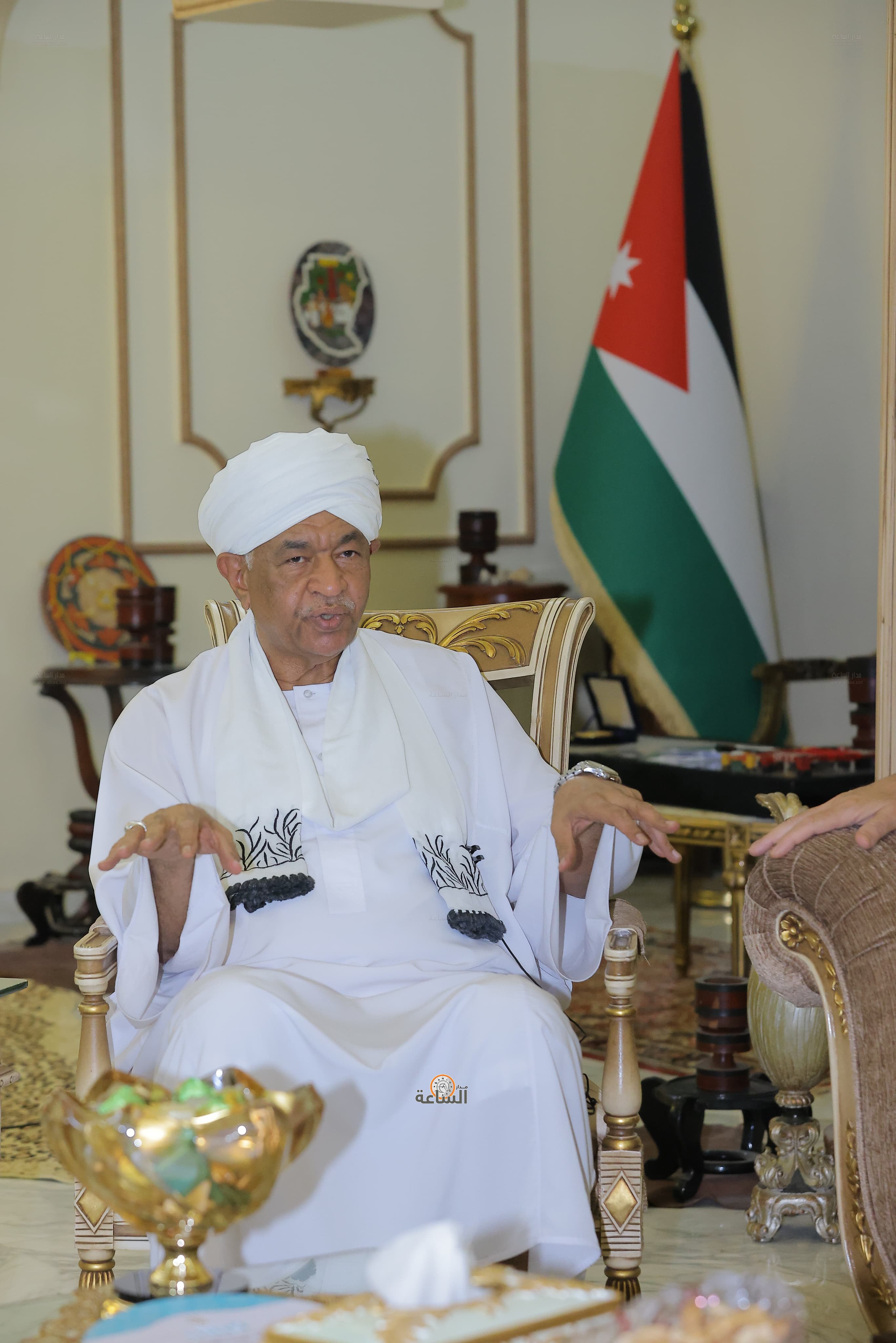 Madar Al-Saa Images 0.6615933221583522