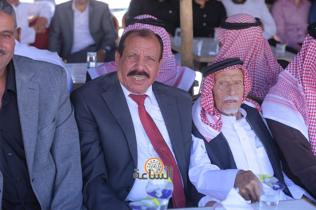 Madar Al-Saa Images 0.47999142021687147