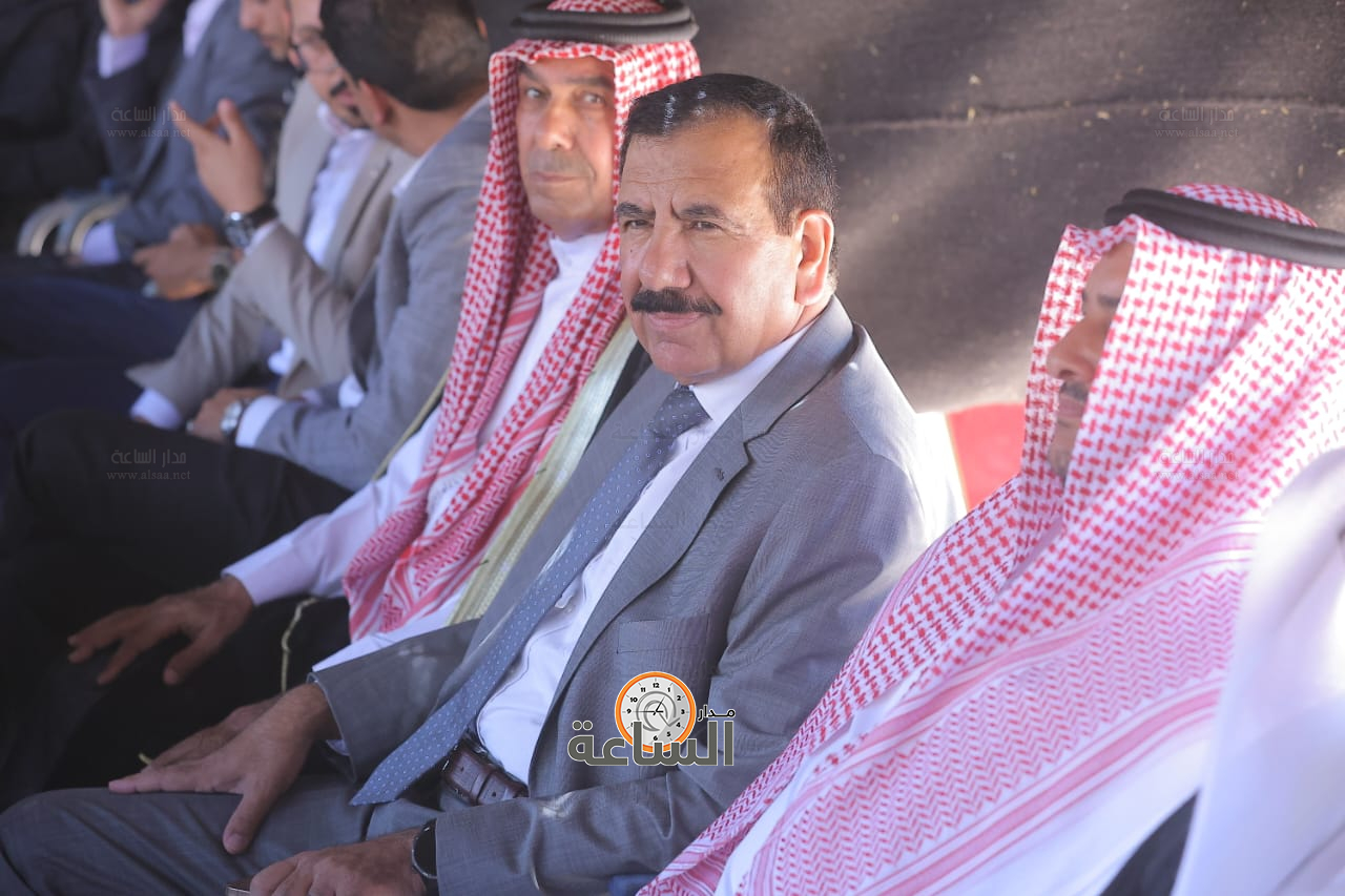 Madar Al-Saa Images 0.330097031213467