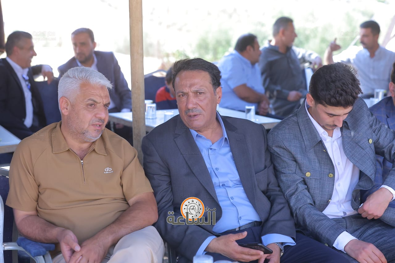 Madar Al-Saa Images 0.9794401556323135