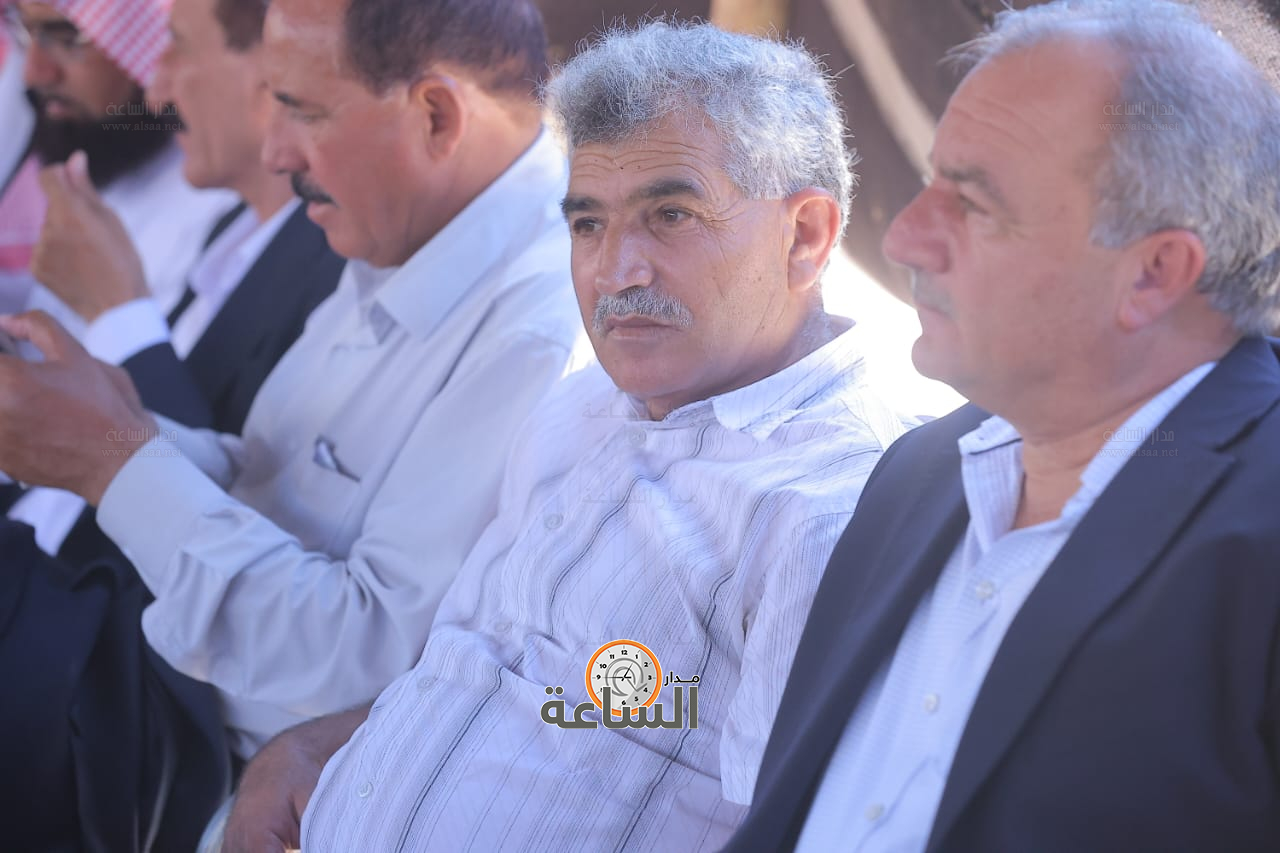 Madar Al-Saa Images 0.7260050658471597