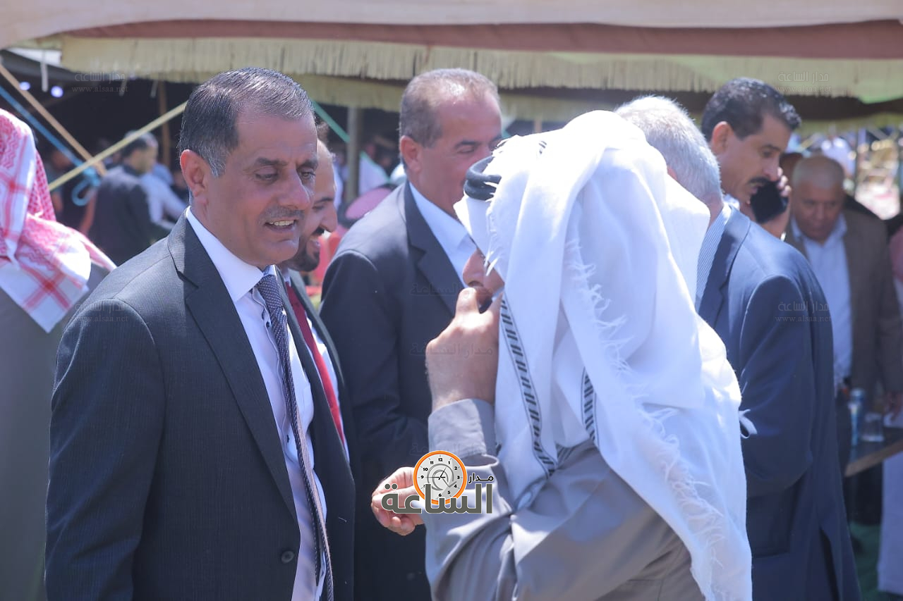 Madar Al-Saa Images 0.48593397856556775