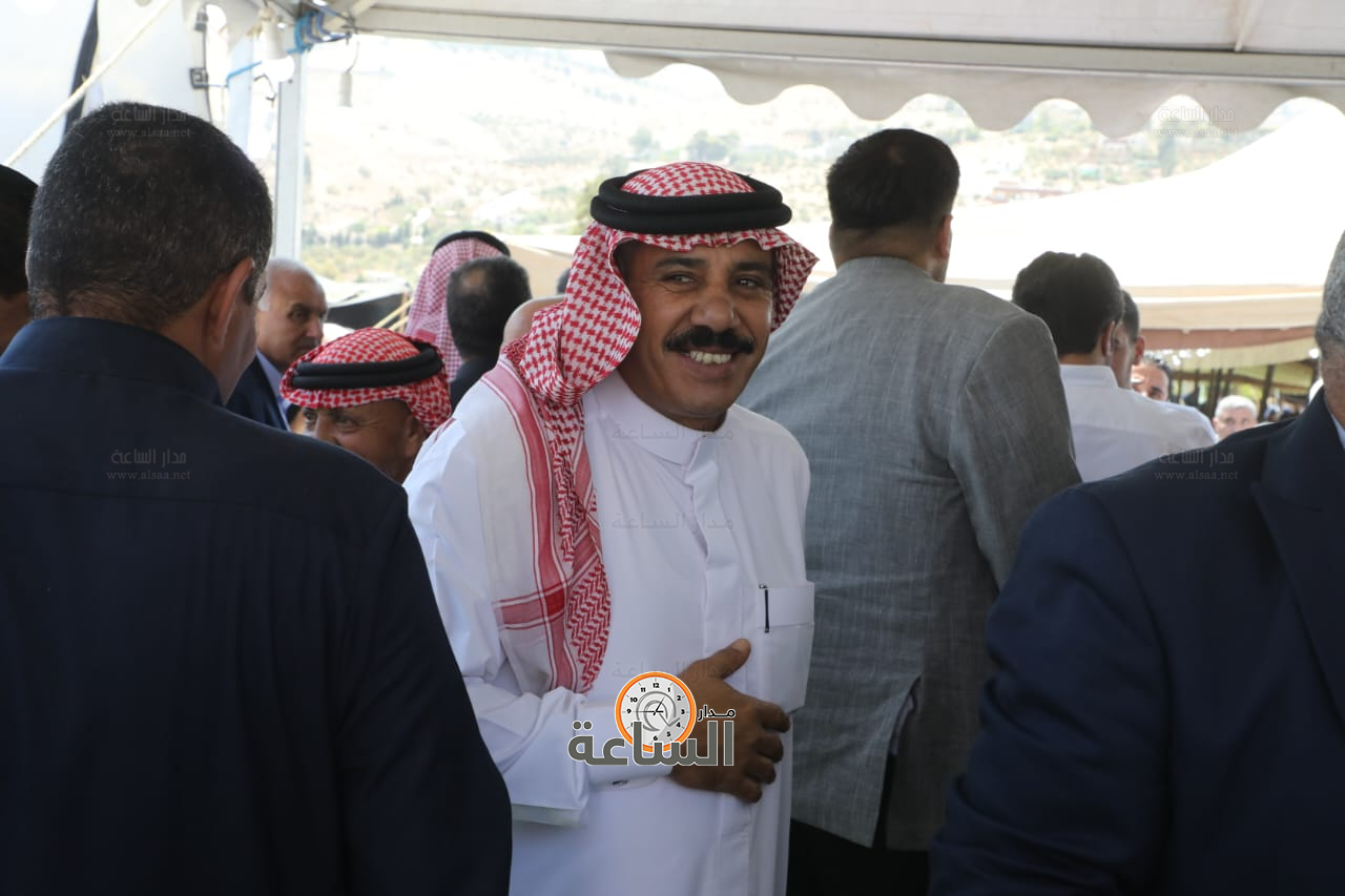 Madar Al-Saa Images 0.37885462113594837