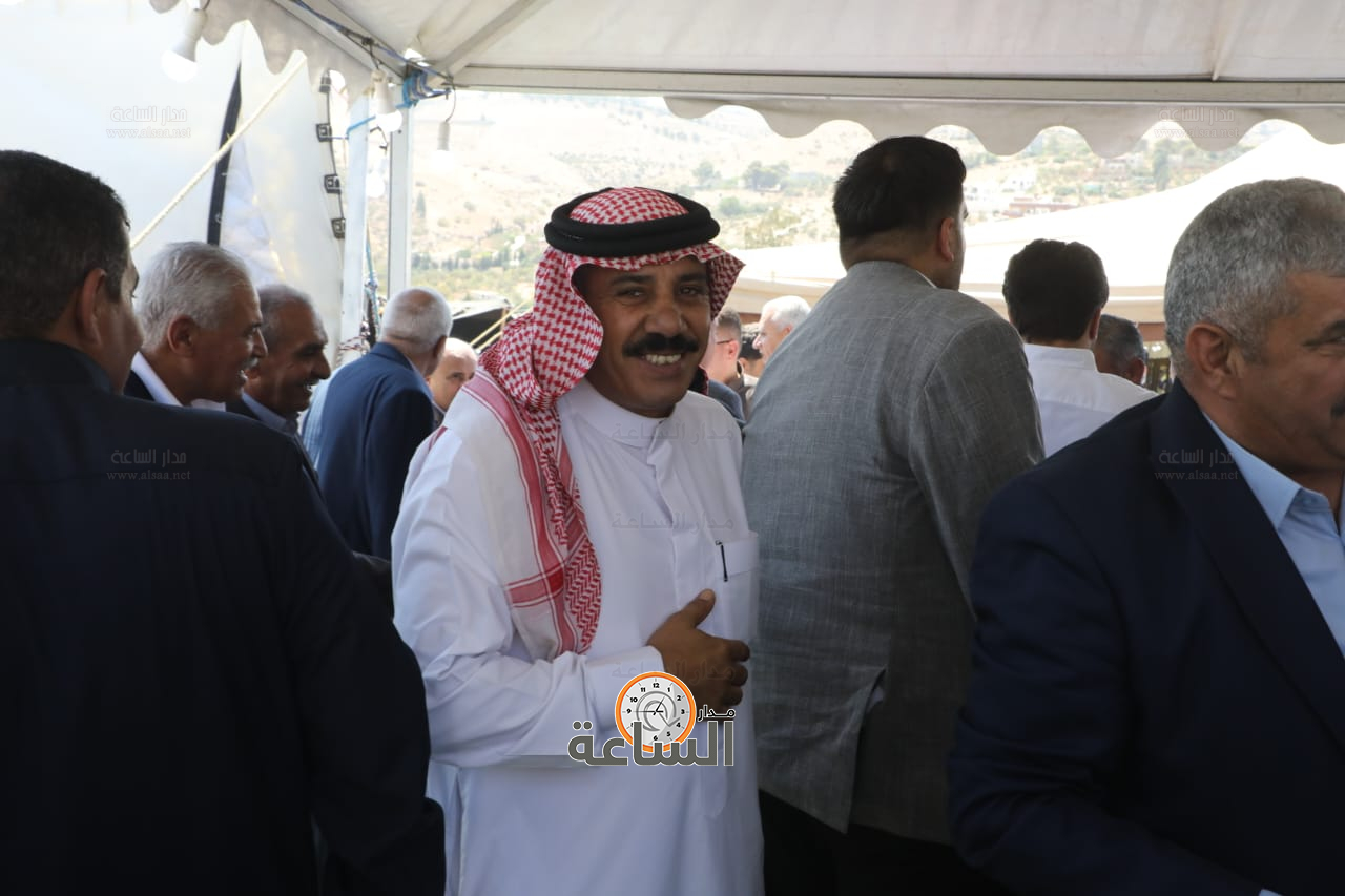 Madar Al-Saa Images 0.43350179585927073